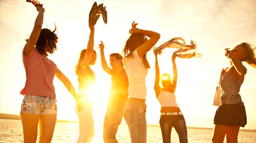 芬兰高尔夫选手夺得男子组冠军